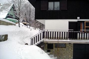 Čehija Chata Vápenky, Eksterjers